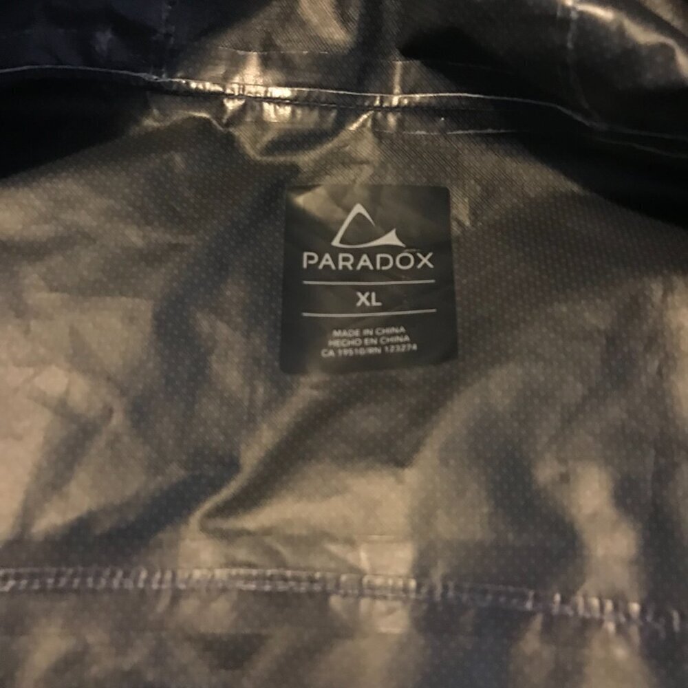 Paradox lightweight rain jacket with hood. Navy with allover pattern. Size XL - Picture 7 of 11